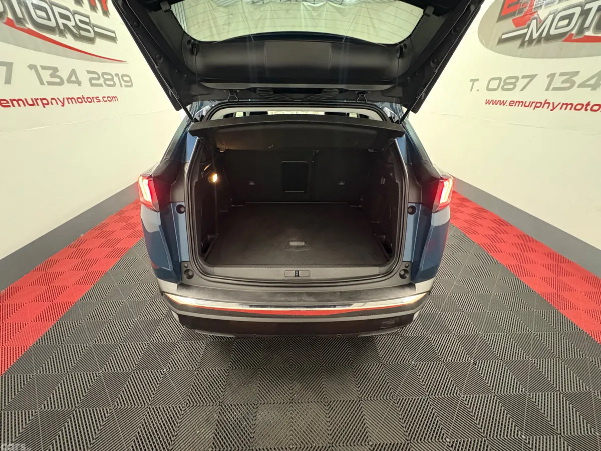 Peugeot 3008 SUV, Diesel, 2022, Blue