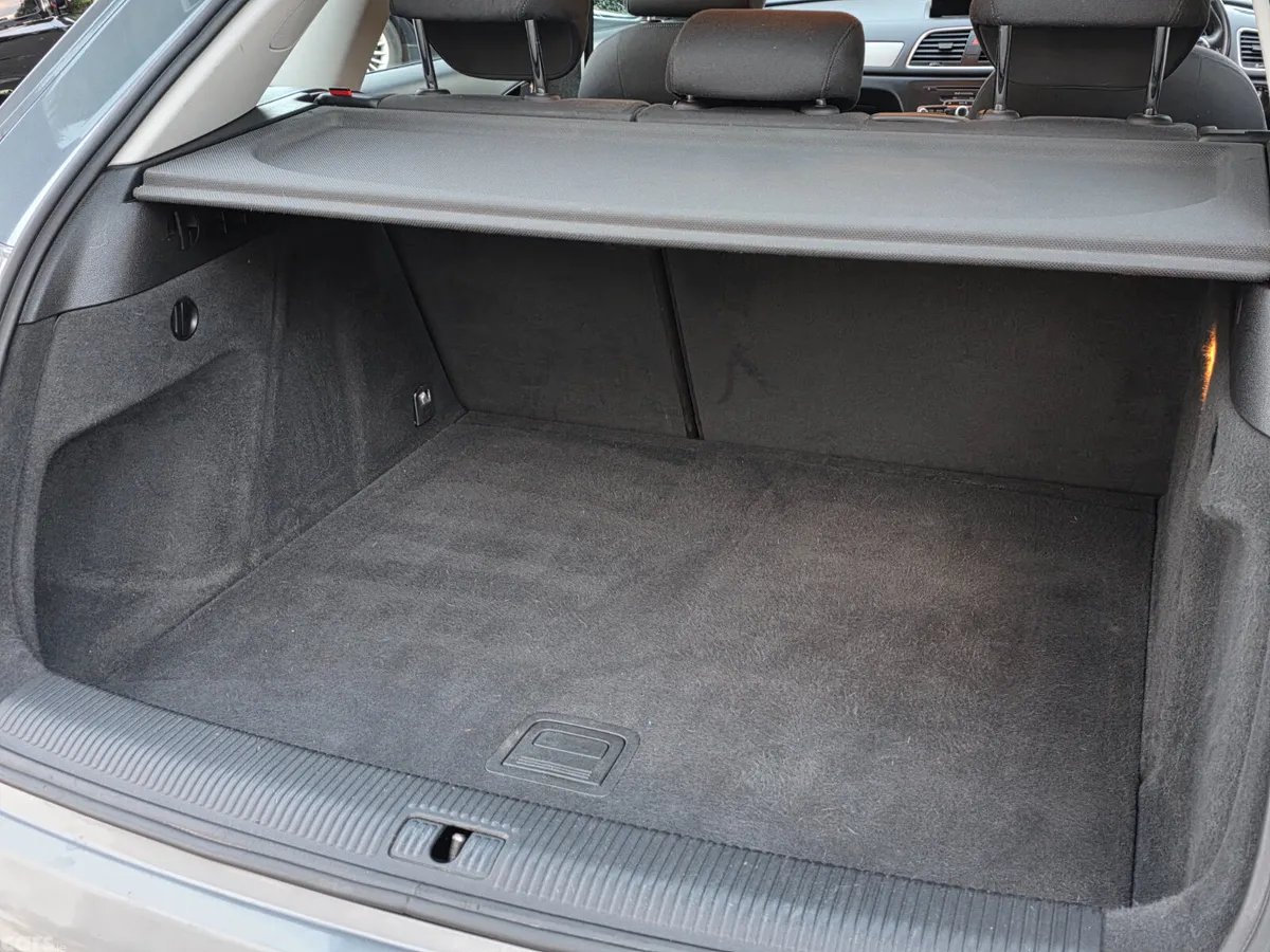 Audi Q3 SUV, Diesel, 2013, Grey