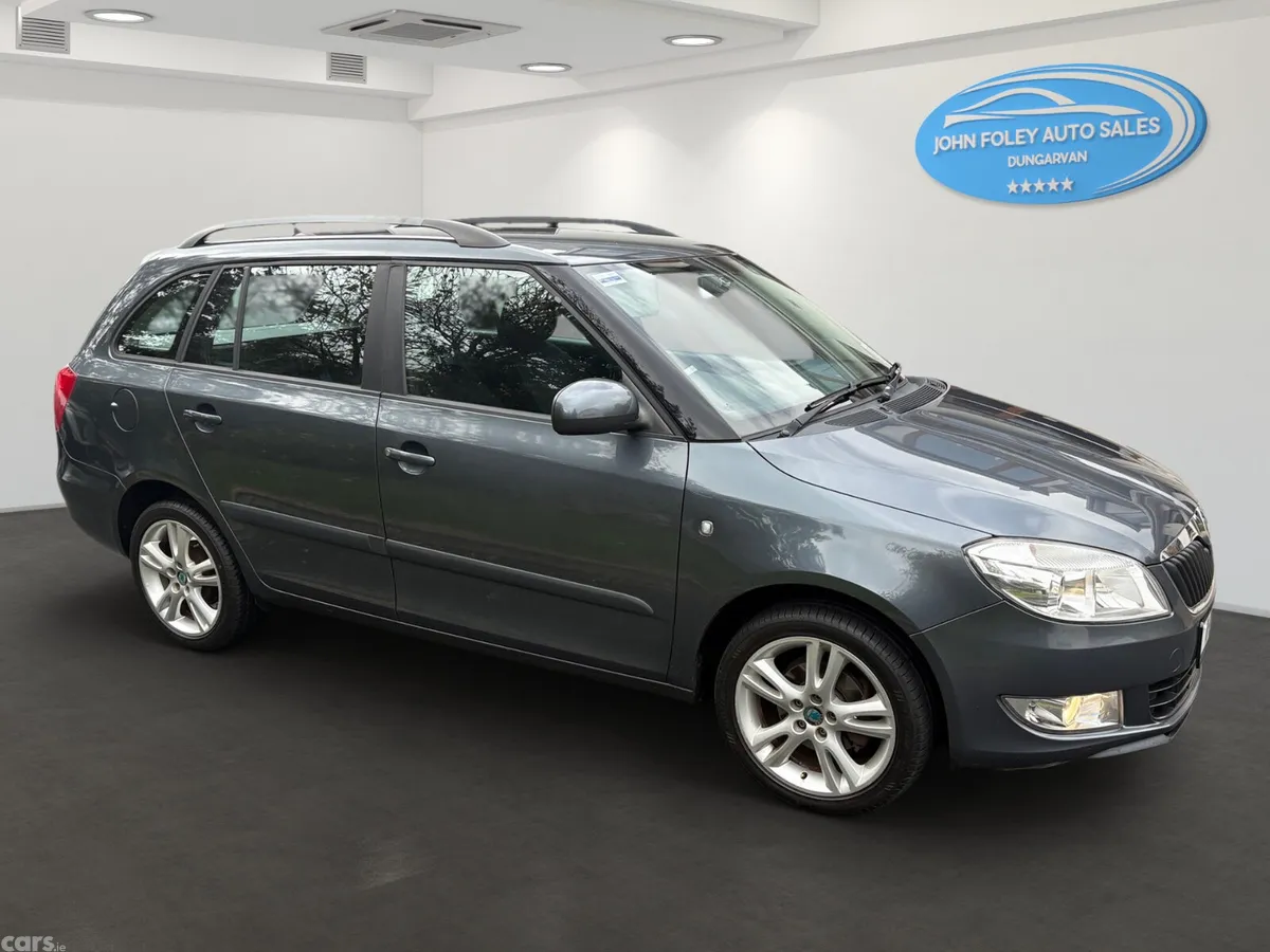 Skoda Fabia Estate, Petrol, 2011, Grey