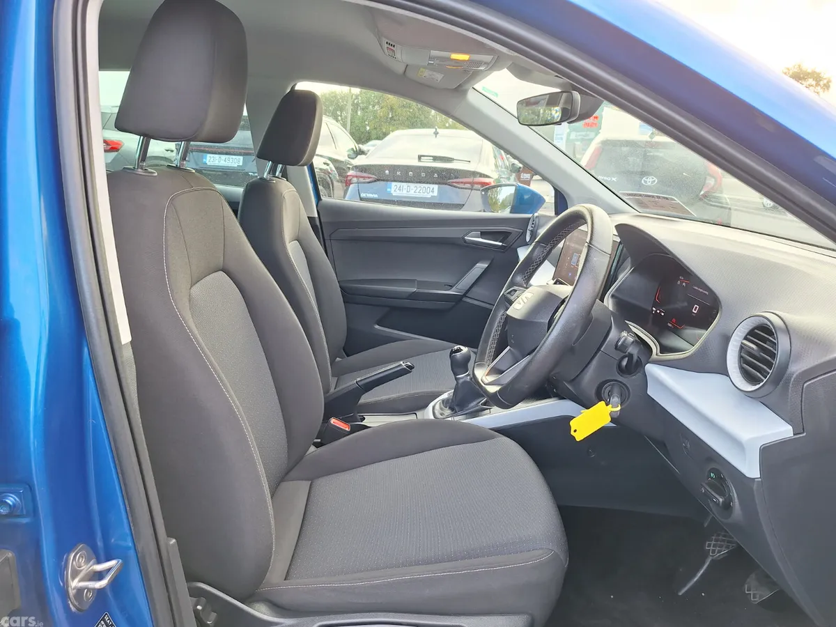 SEAT Arona SUV, Petrol, 2024, Blue