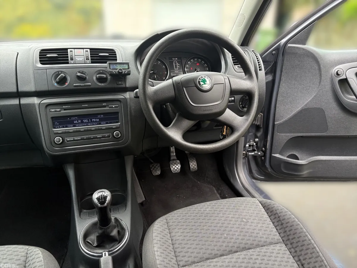 Skoda Fabia Estate, Petrol, 2011, Grey
