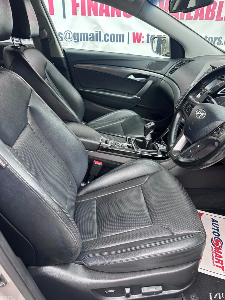 Hyundai i40 Saloon, Diesel, 2016, Beige