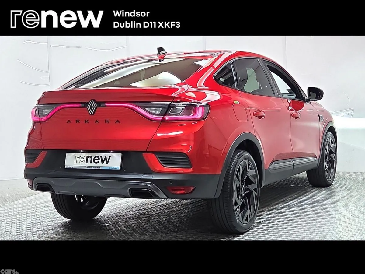 Renault Arkana Hatchback, Petrol, 2025, Red