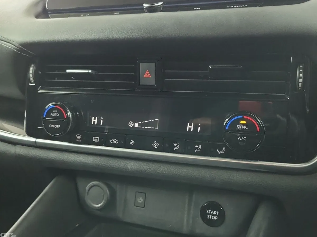 Nissan Qashqai MPV, Petrol, 2023, Grey