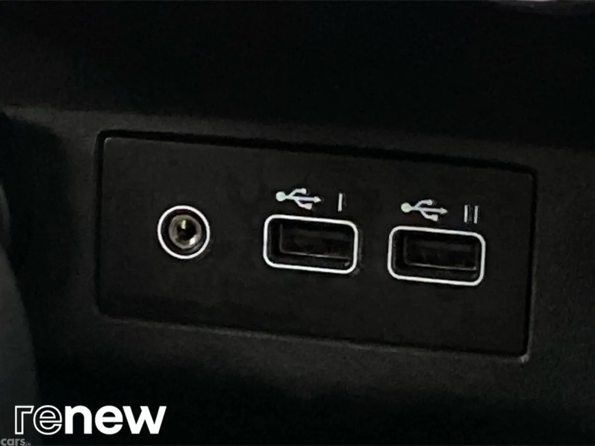 Renault Clio Hatchback, Petrol Hybrid, 2026, Black