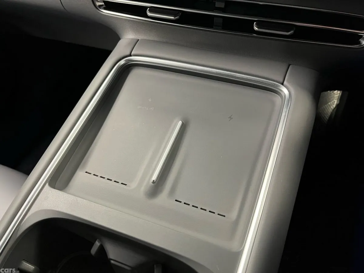 XPeng G6 Hatchback, Electric, 2026, White
