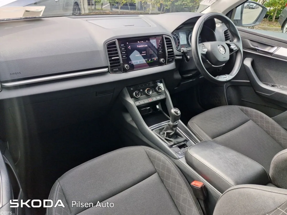 Skoda Karoq Estate, Diesel, 2021, Silver