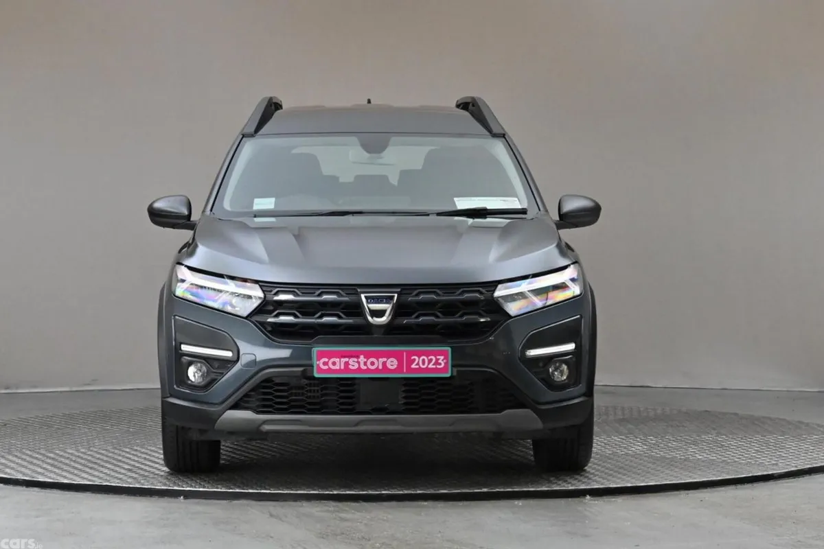 Dacia Jogger MPV, Petrol, 2023, Grey