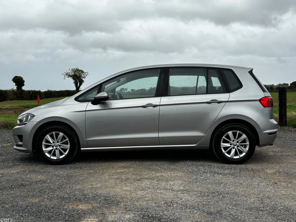 Volkswagen Golf Estate, Petrol, 2015, Silver