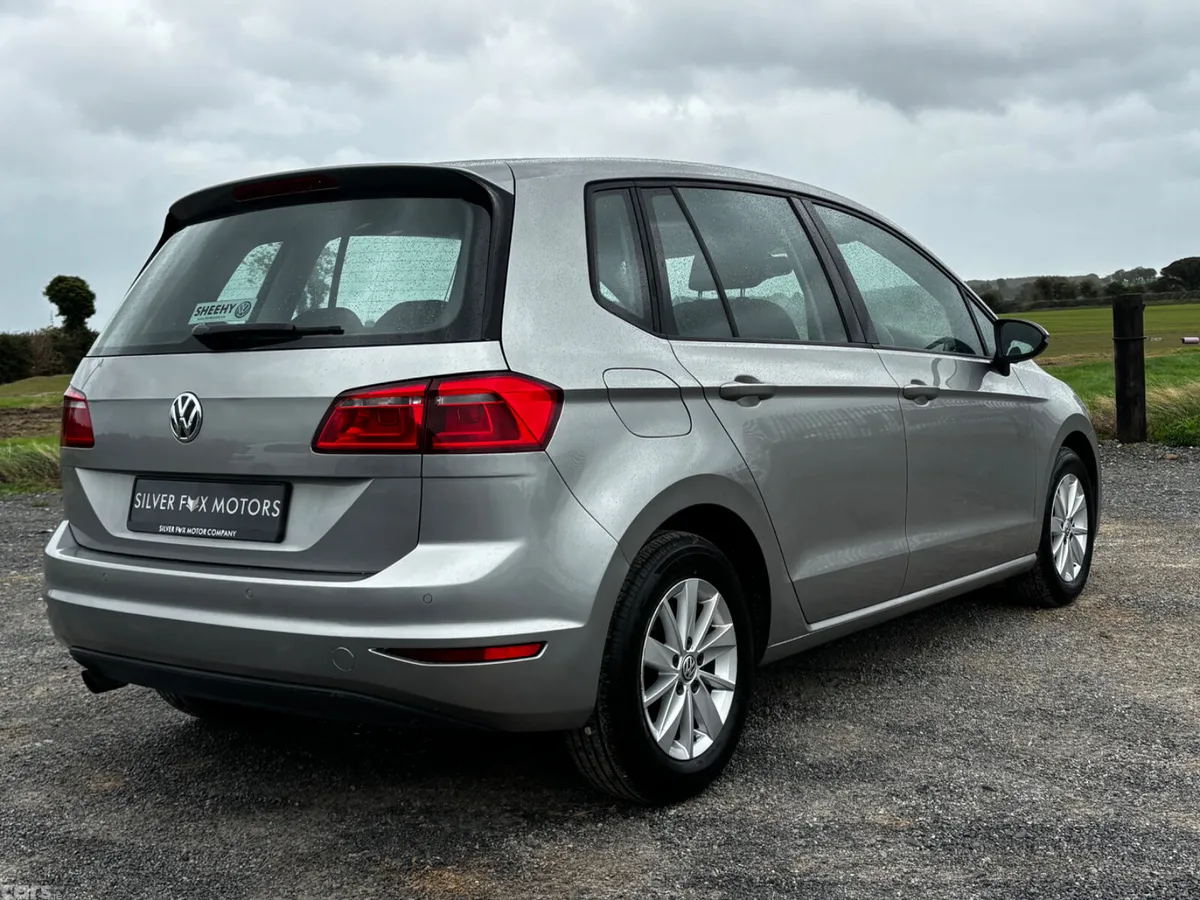 Volkswagen Golf Estate, Petrol, 2015, Silver