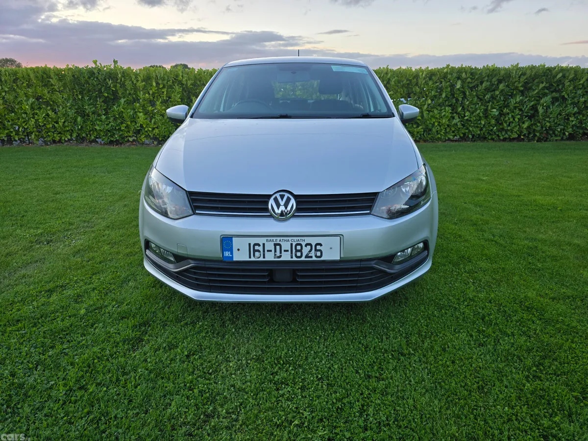 Volkswagen Polo Hatchback, Petrol, 2016, Silver