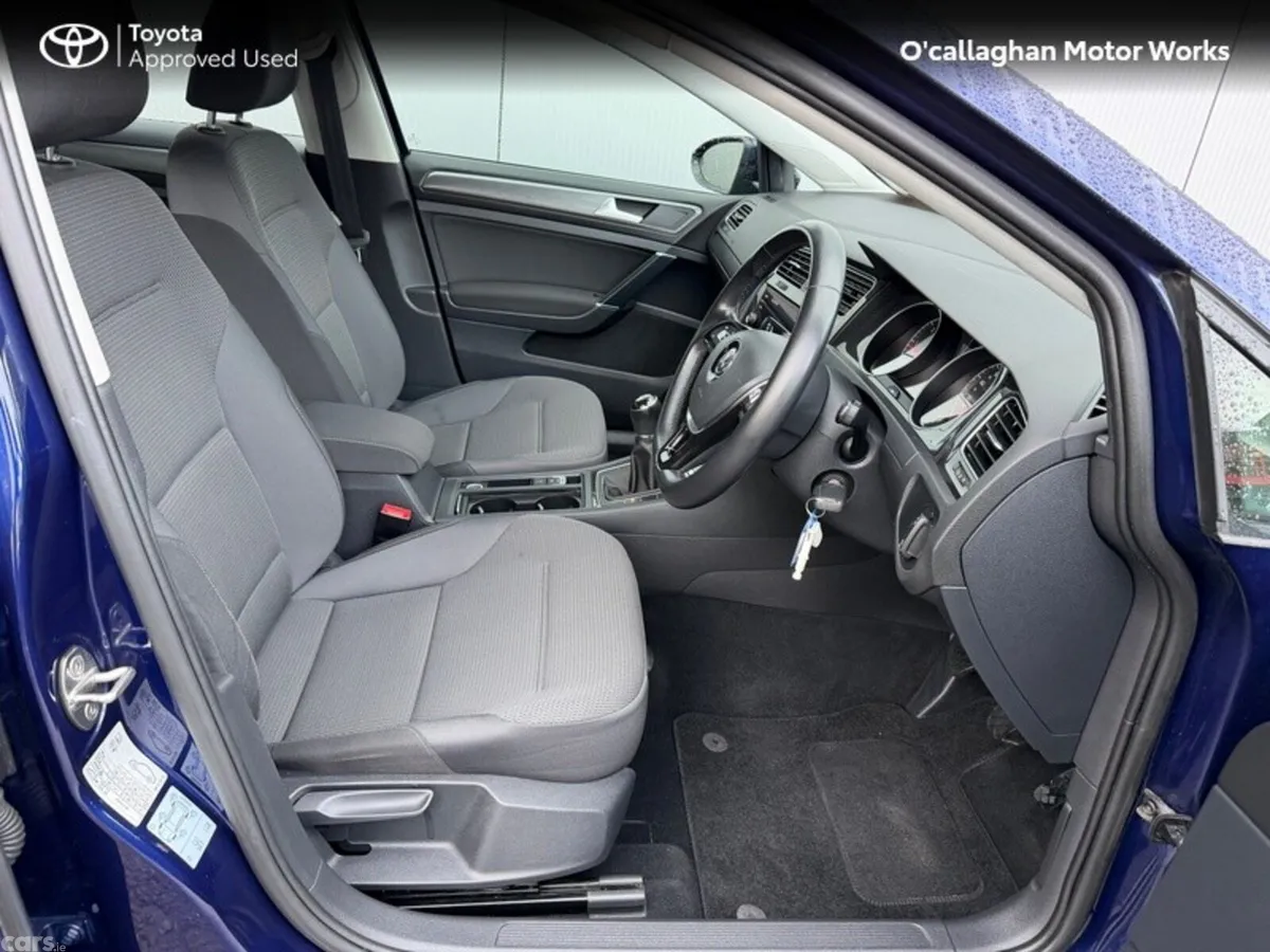 Volkswagen Golf Hatchback, Diesel, 2019, Blue