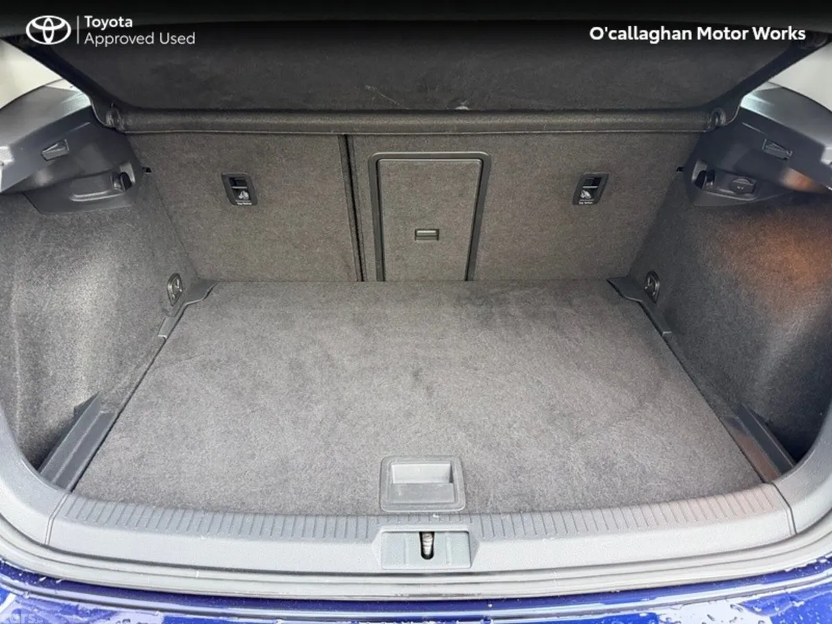 Volkswagen Golf Hatchback, Diesel, 2019, Blue