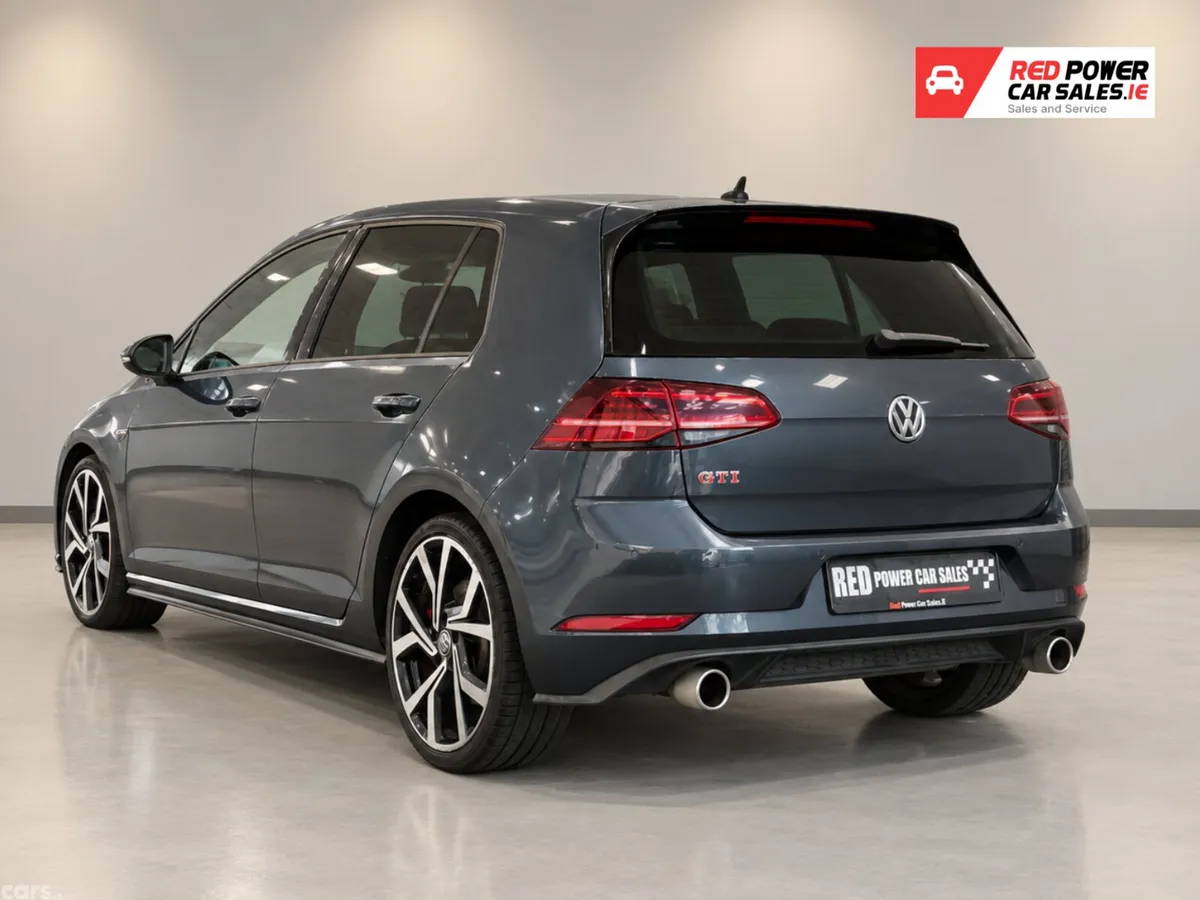 Volkswagen Golf Hatchback, Petrol, 2017, Grey