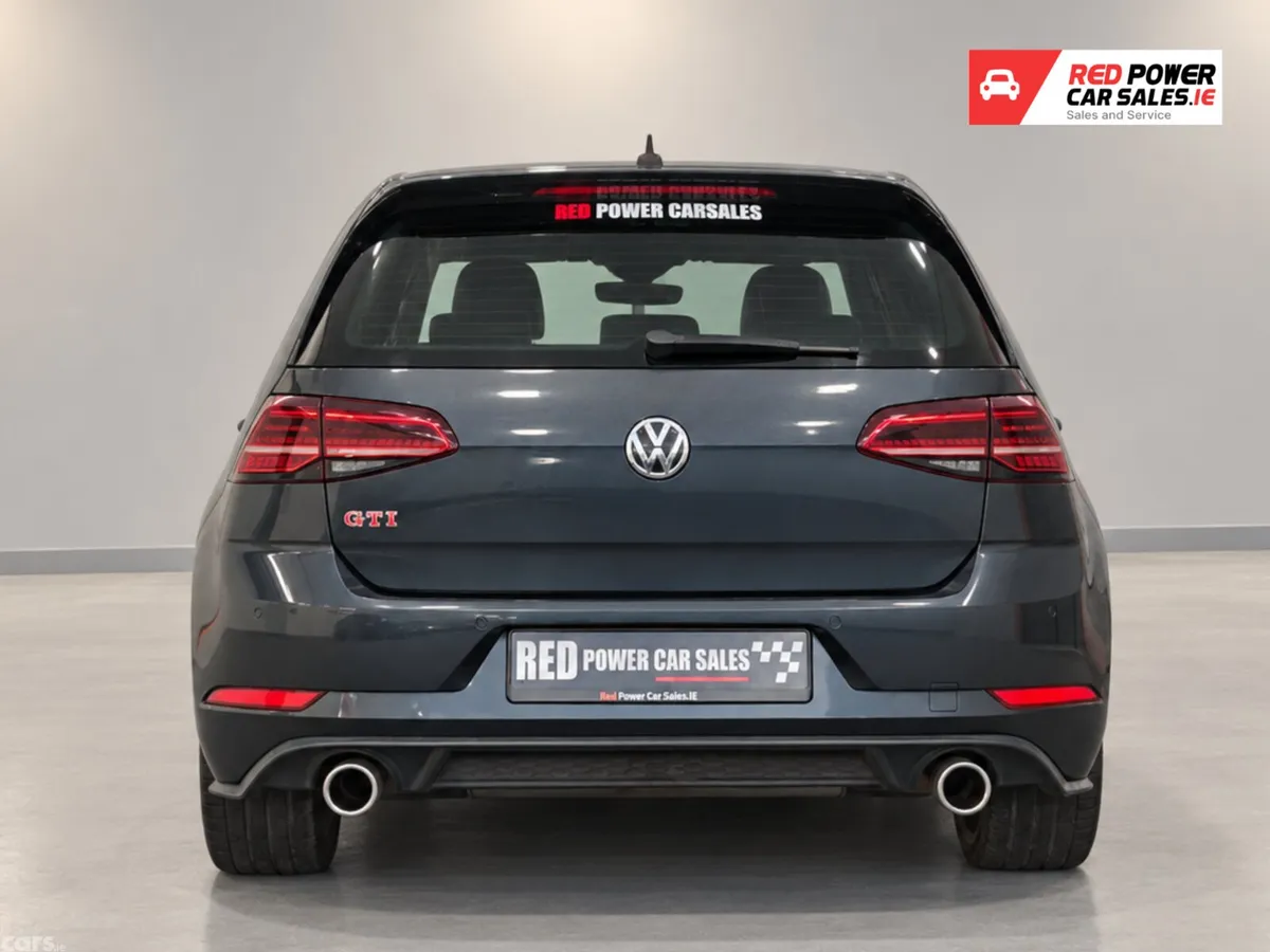 Volkswagen Golf Hatchback, Petrol, 2017, Grey
