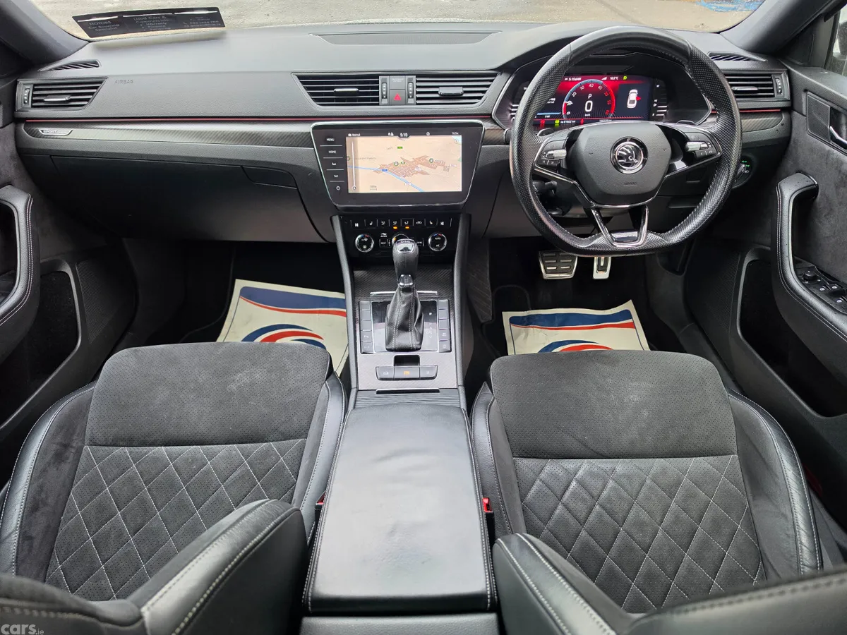 Skoda Superb Hatchback, Diesel, 2022, Grey