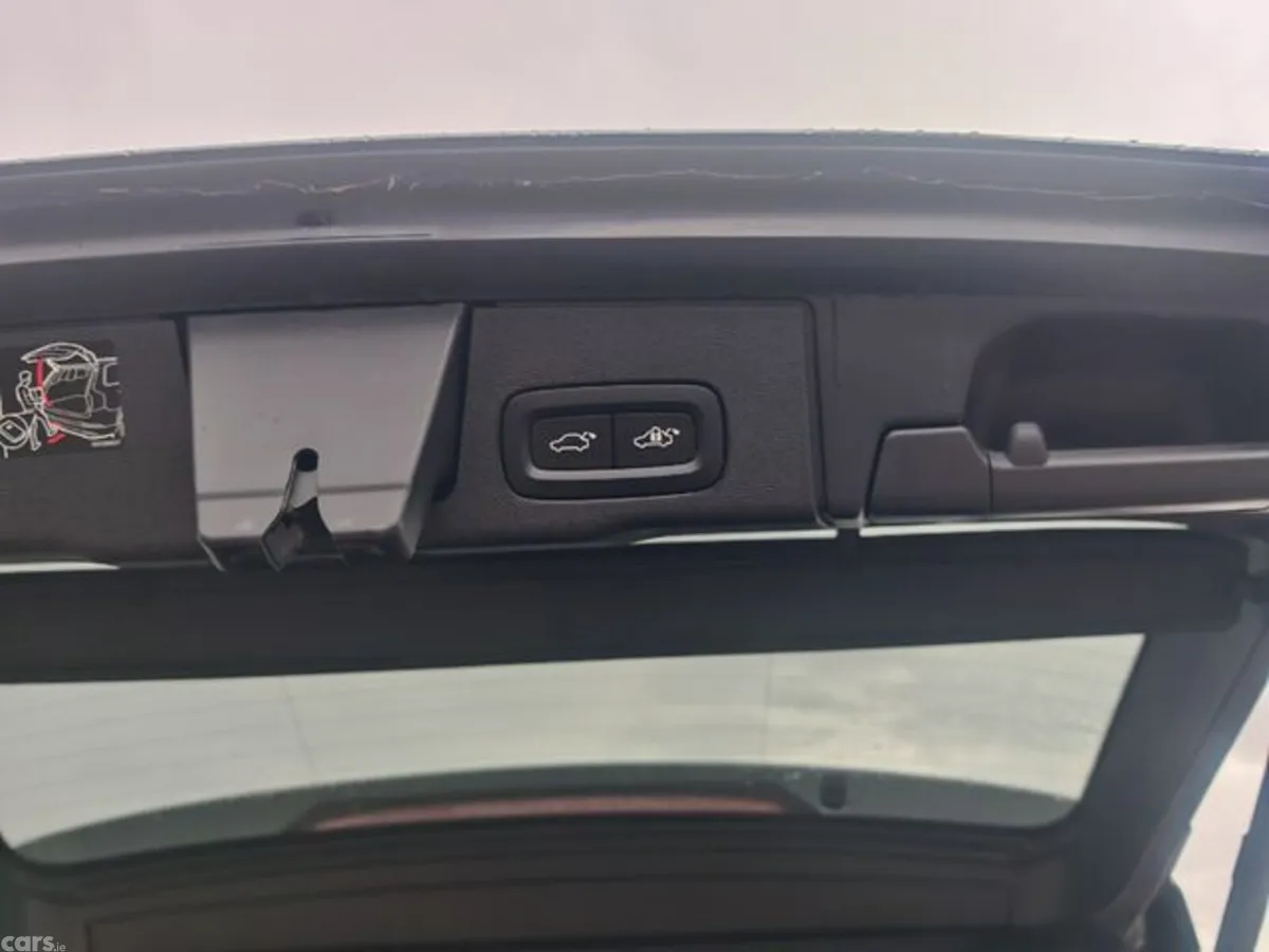 Volvo XC60 Estate, Diesel, 2020, Grey