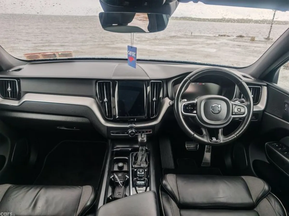 Volvo XC60 Estate, Diesel, 2020, Grey