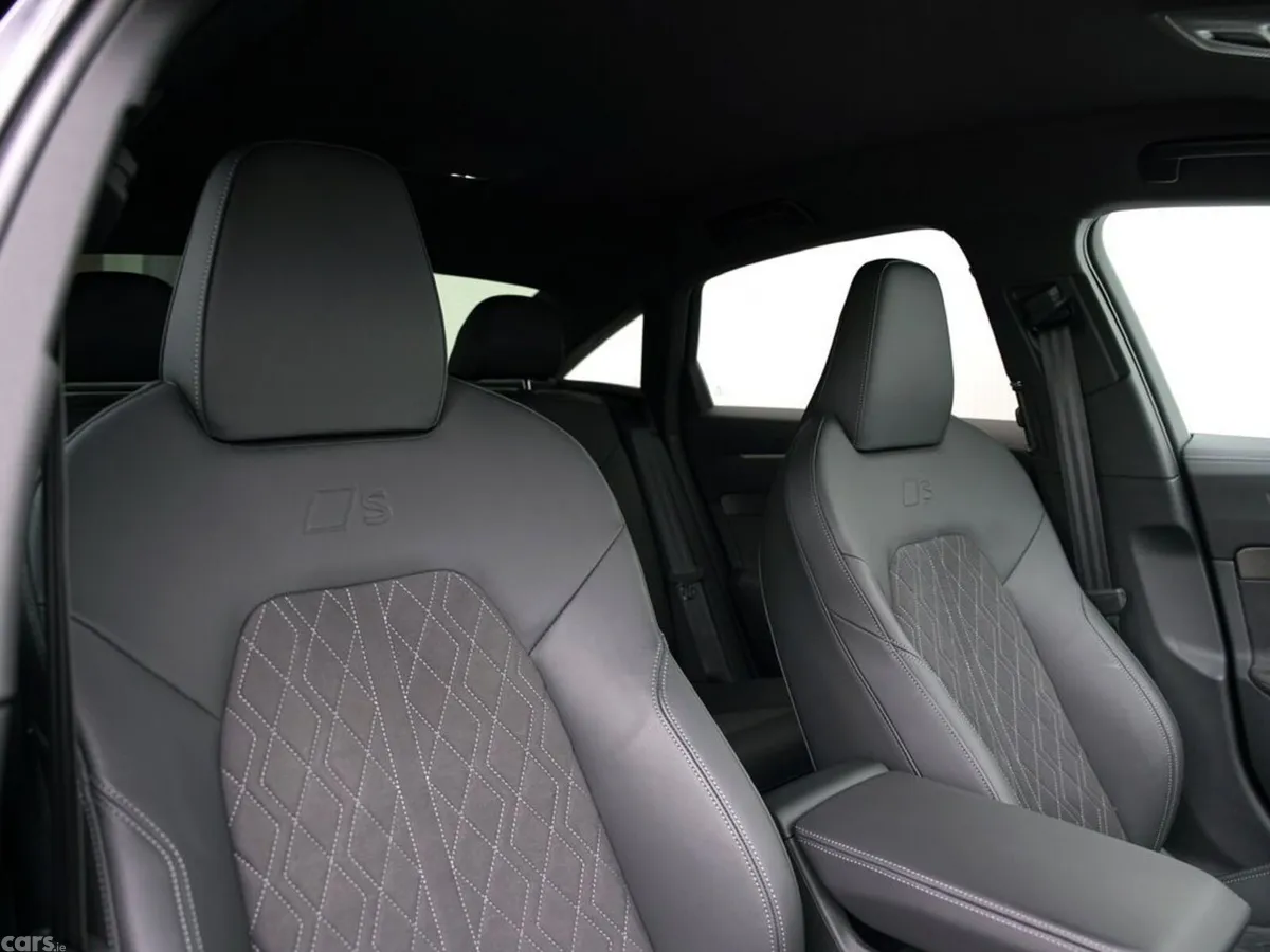 Audi A6 Saloon, Petrol Plug-in Hybrid, 2025, Blue