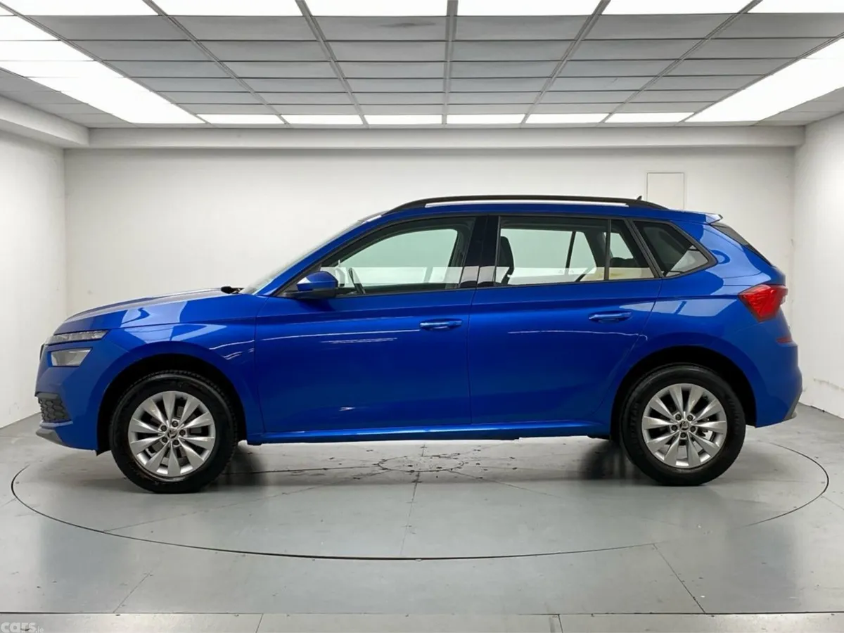 Skoda Kamiq Hatchback, Petrol, 2022, Blue