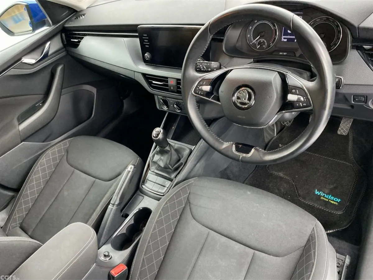 Skoda Kamiq Hatchback, Petrol, 2022, Blue