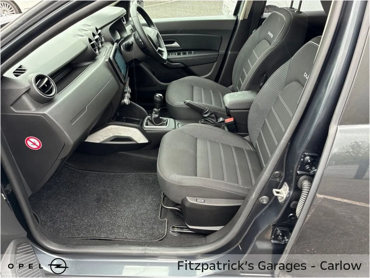 Dacia Duster SUV, Diesel, 2024, Grey