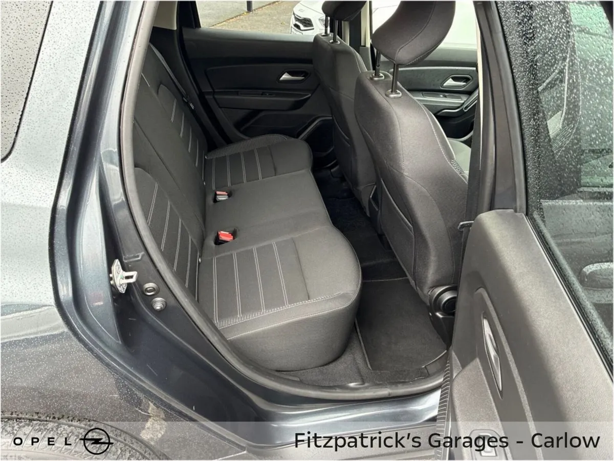 Dacia Duster SUV, Diesel, 2024, Grey
