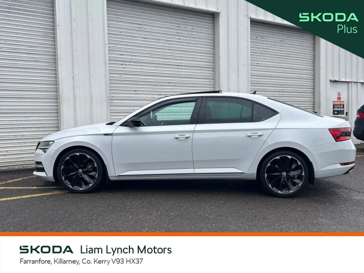 Skoda Superb Saloon, Diesel, 2024, White