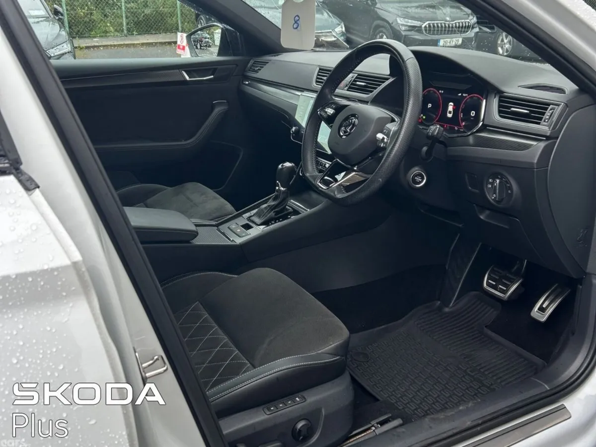 Skoda Superb Saloon, Diesel, 2024, White
