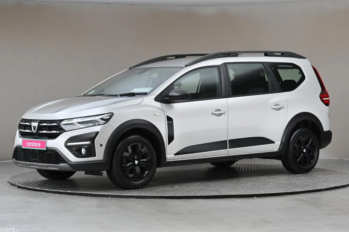 Dacia Jogger MPV, Petrol, 2023, Grey