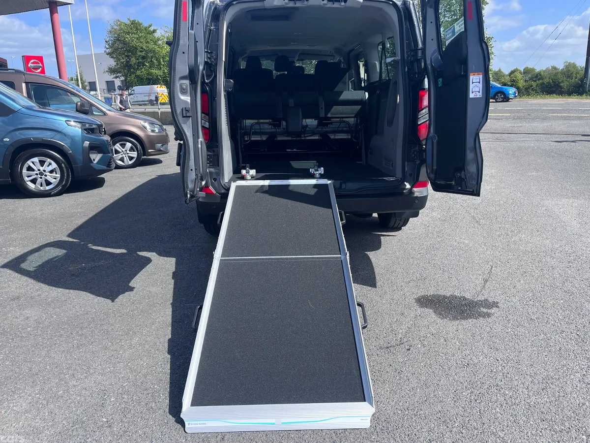 Ford Tourneo Custom MPV, Petrol Plug-in Hybrid, 2026, Grey