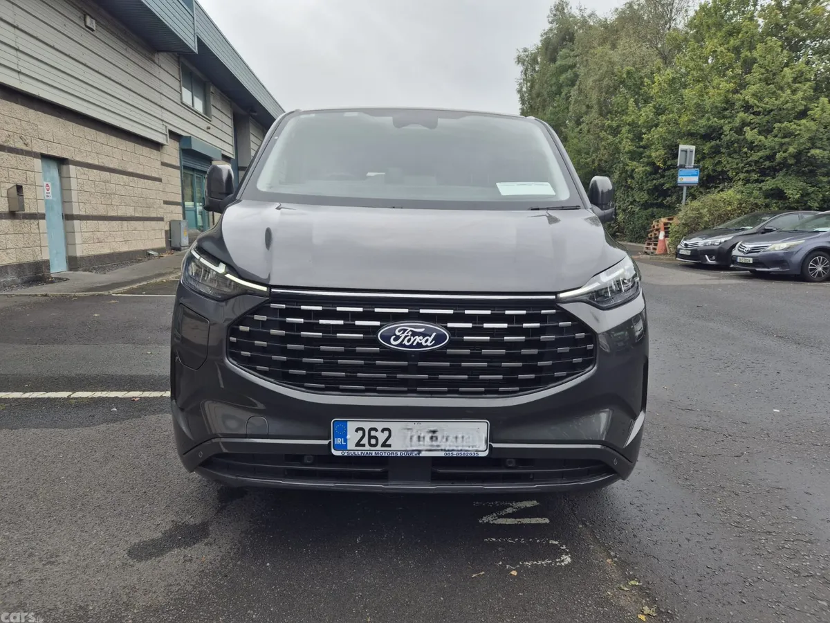 Ford Tourneo Custom Van, Petrol Plug-in Hybrid, 2026, Grey