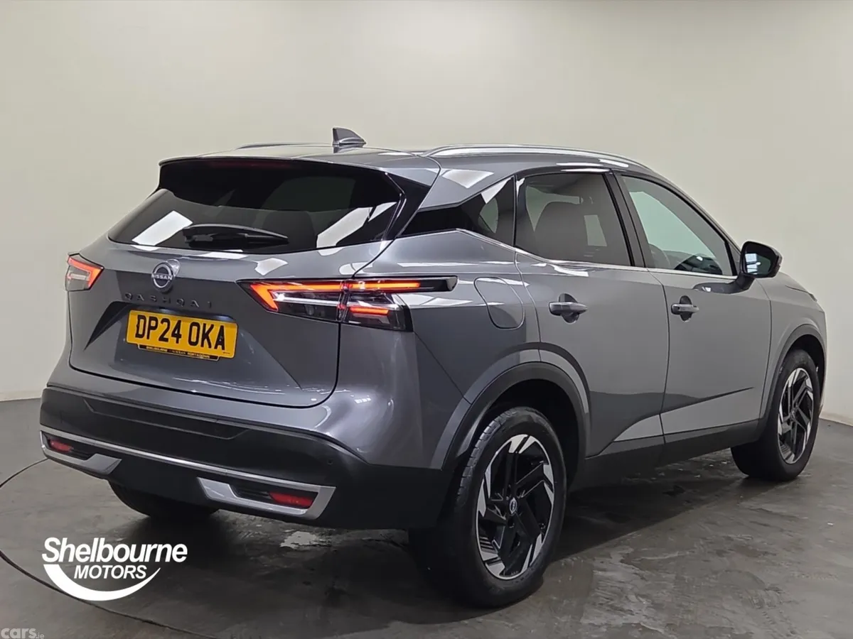 Nissan Qashqai Hatchback, Petrol, 2024, Grey