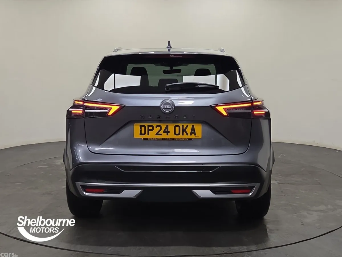 Nissan Qashqai Hatchback, Petrol, 2024, Grey