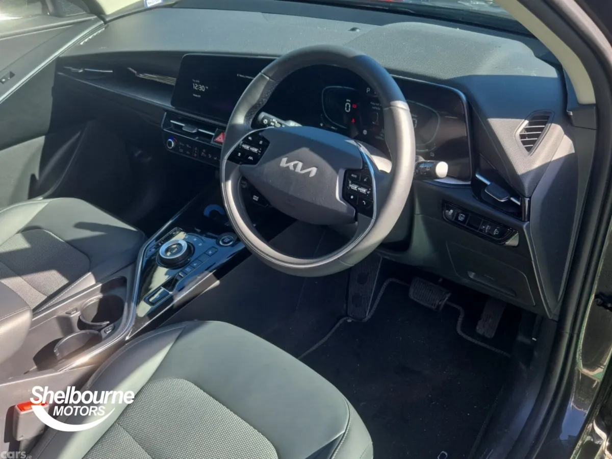 Kia Niro Estate, Petrol Hybrid, 2025, Grey