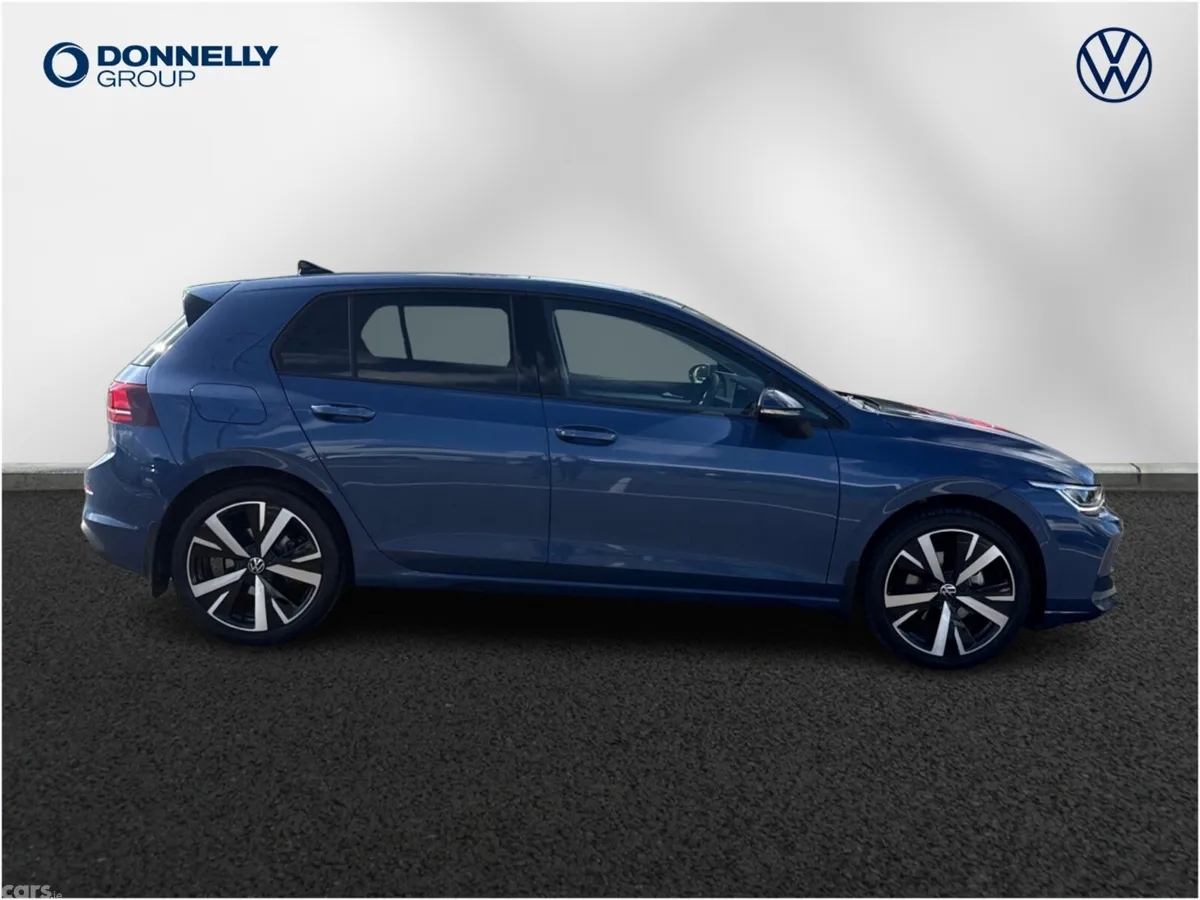 Volkswagen Golf Hatchback, Petrol, 2025, Blue