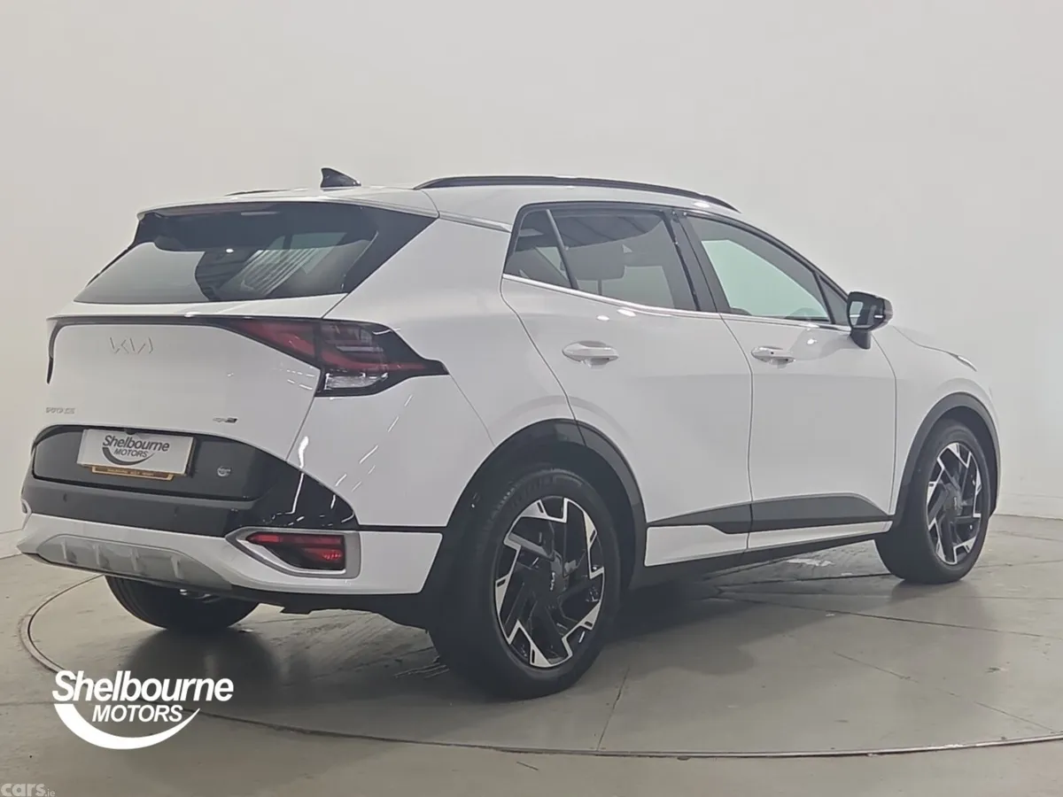 Kia Sportage SUV, Petrol, 2024, White