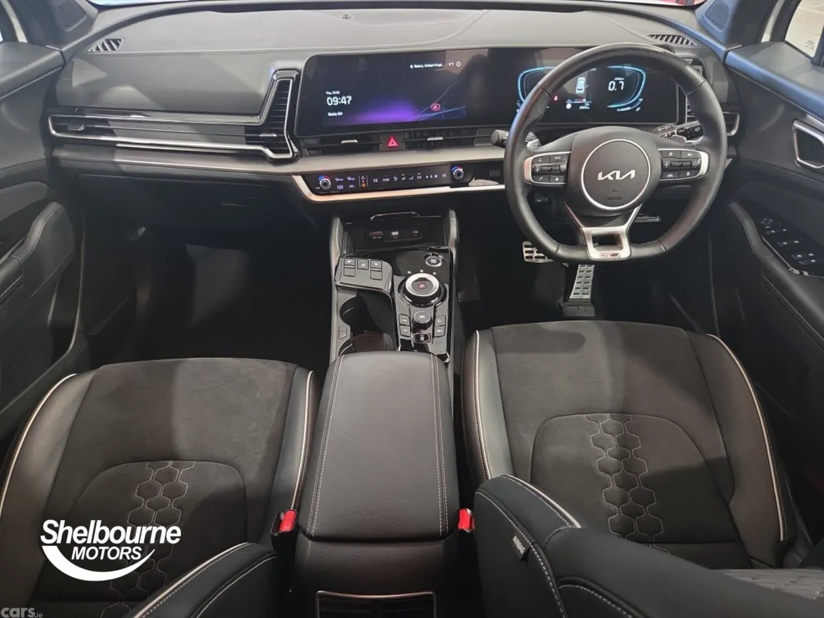 Kia Sportage SUV, Petrol, 2024, White