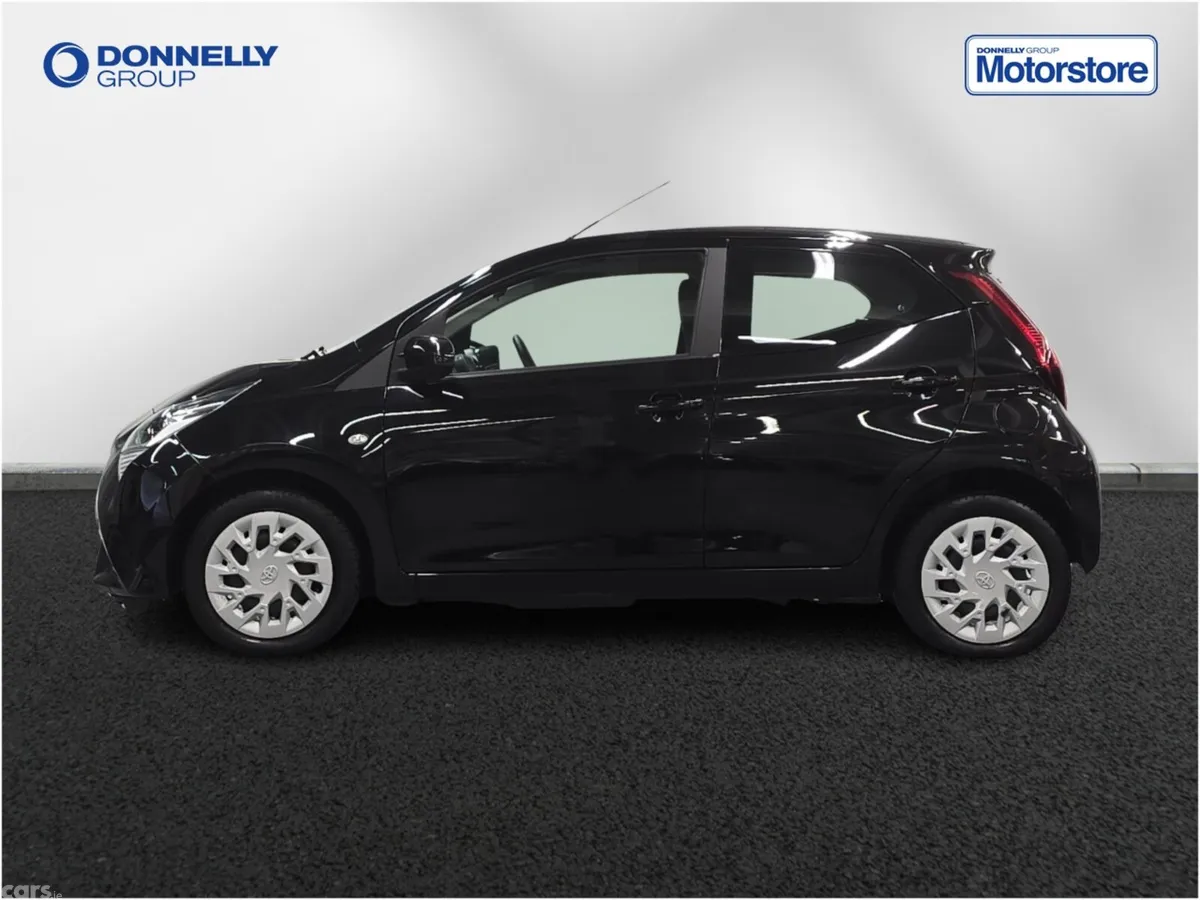 Toyota Aygo Hatchback, Petrol, 2022, Black