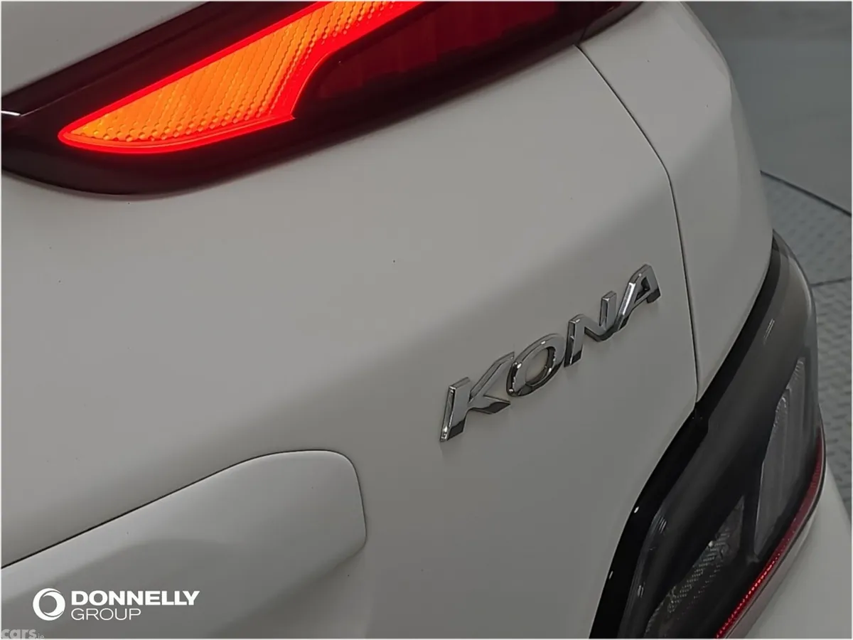 Hyundai KONA Hatchback, Electric, 2021, White