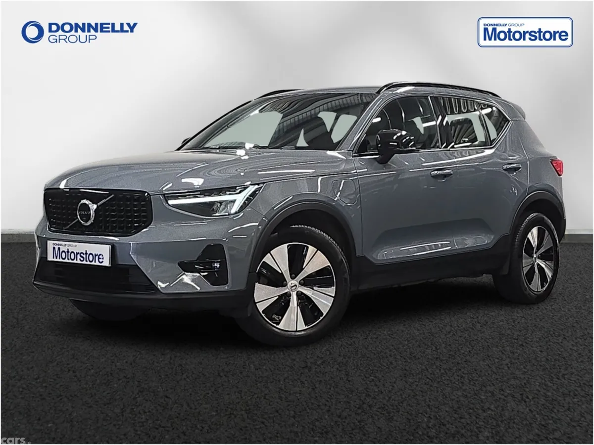Volvo XC40 SUV, Petrol Hybrid, 2023, Grey