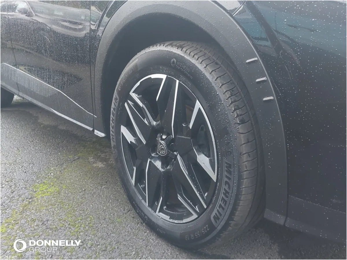 Peugeot 3008 SUV, Petrol, 2025, Black