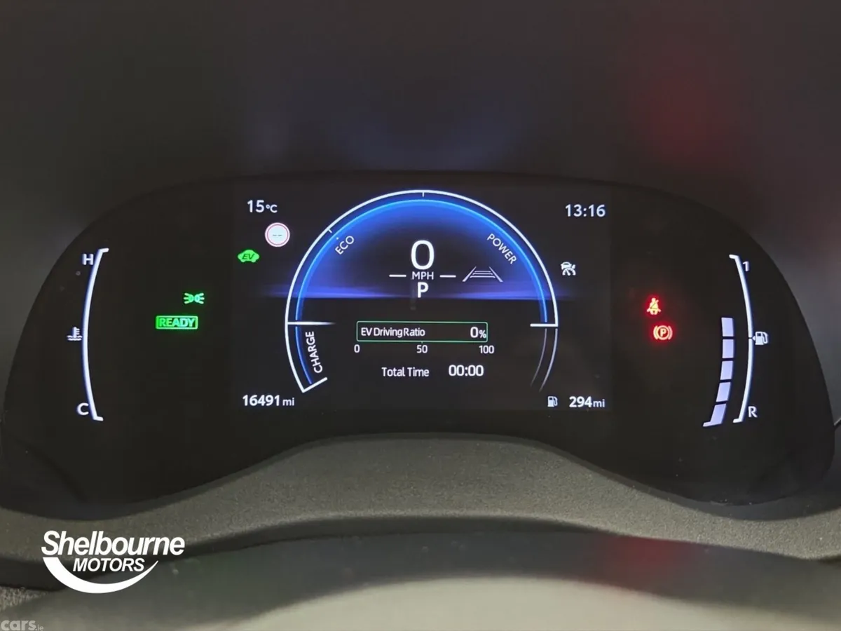 Toyota Yaris Hatchback, Petrol Hybrid, 2024, Blue