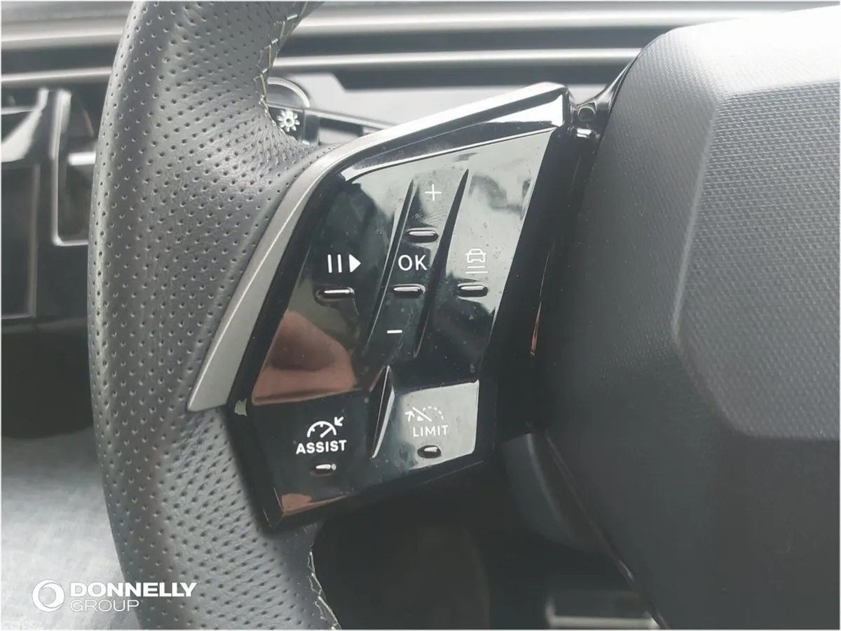 Peugeot 3008 SUV, Petrol, 2025, Black