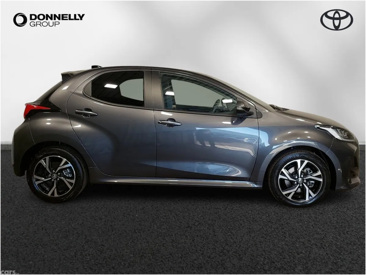 Toyota Yaris Hatchback, Petrol Hybrid, 2026, Grey