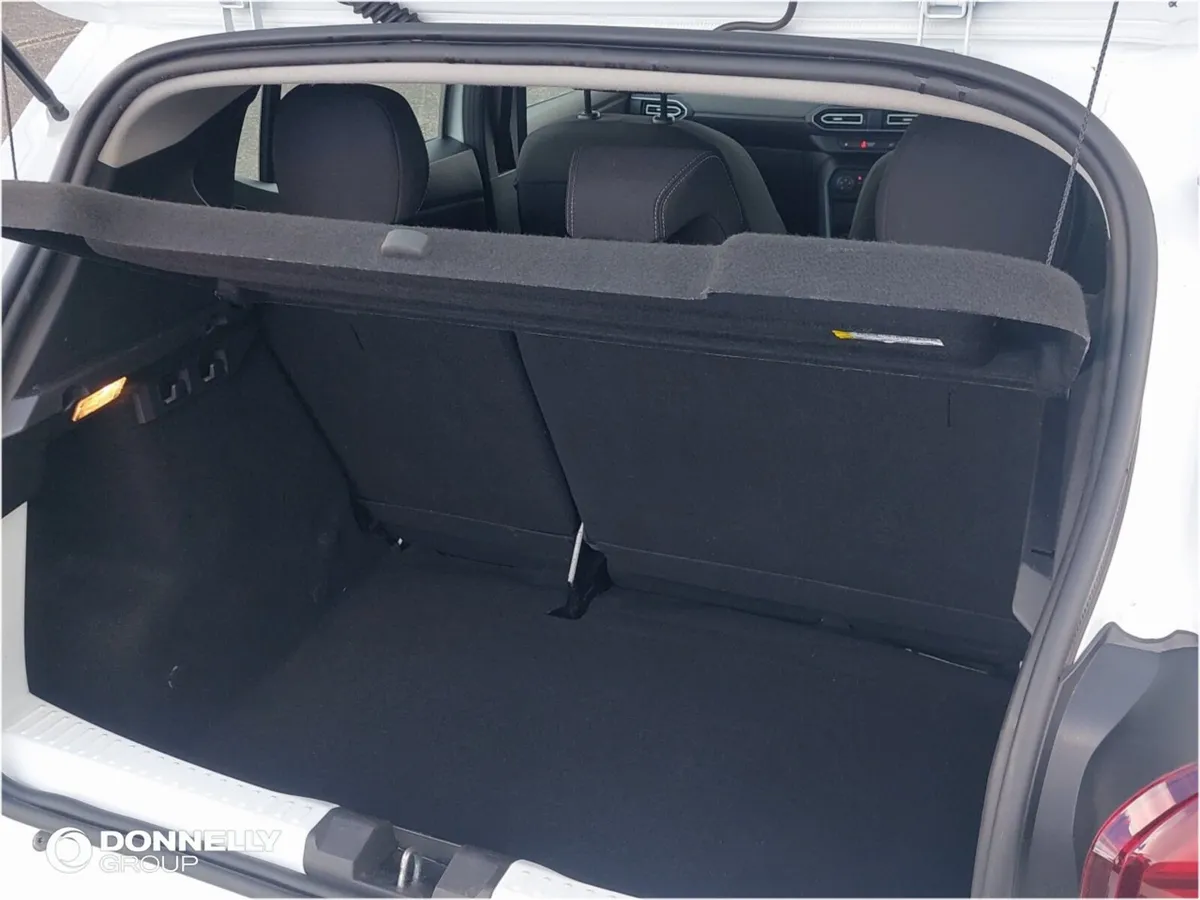 Dacia Sandero Hatchback, Petrol, 2023, White