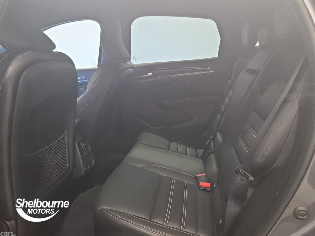 Renault Arkana Estate, Petrol Hybrid, 2023, Grey