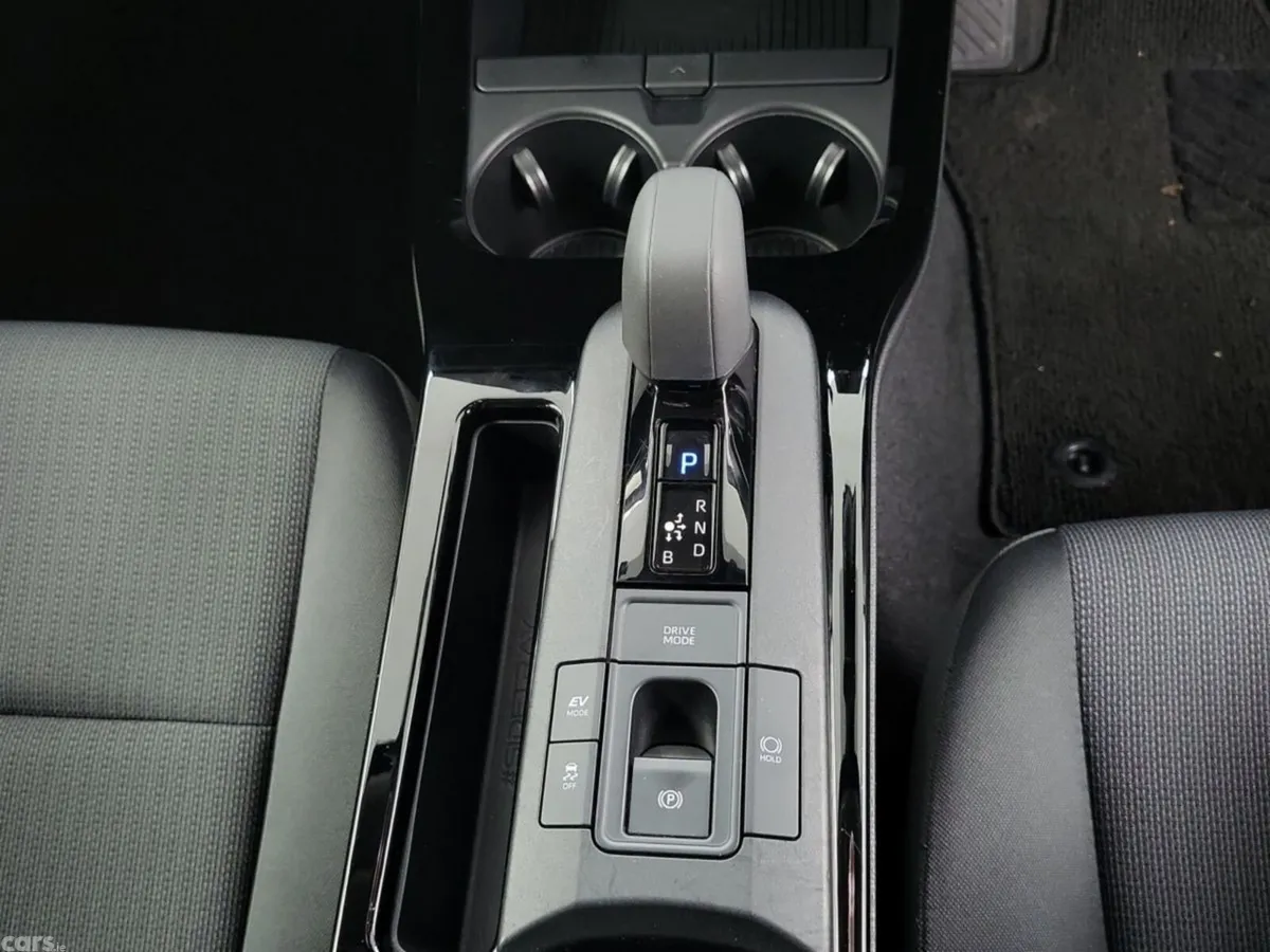 Toyota Prius Hatchback, Petrol Hybrid, 2023, White