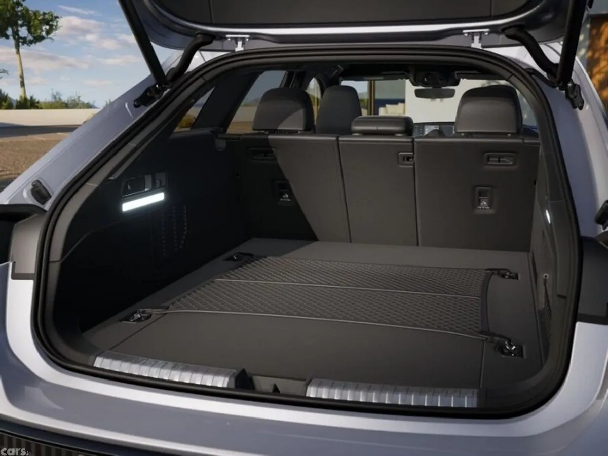 Audi A6 Estate, Petrol Plug-in Hybrid, 2026, Silver