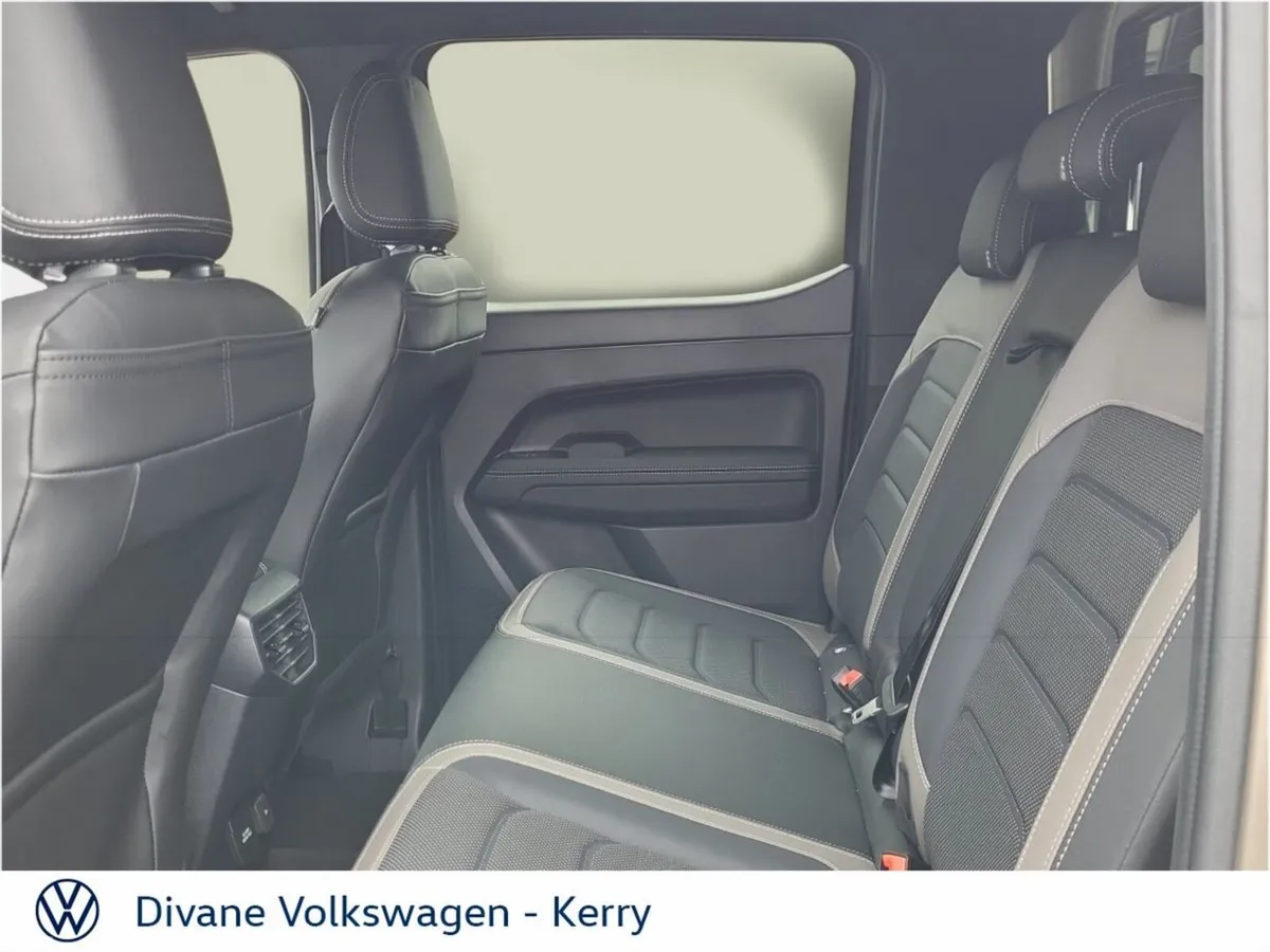 Volkswagen Amarok Pick Up, Diesel, 2027, Beige